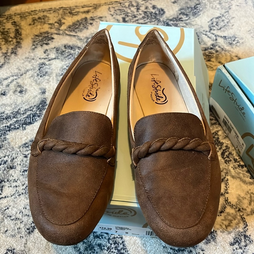 Brown flats